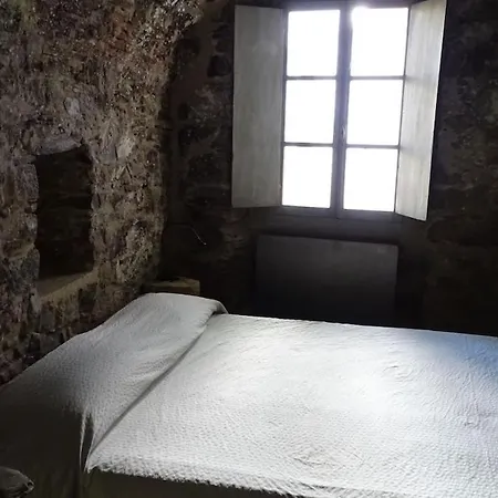 아파트 Host4u - Papa Gigi's House, Beautiful Into Ancient Stone