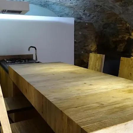 Apartment Agriilgeco I - L Angolo Di Papa Gigi - By Host4u Civezza